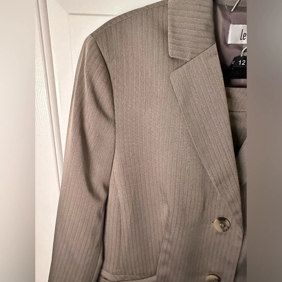 Women’s LeSuit Two Piece Suit Size 18 - Picture 7 of 12